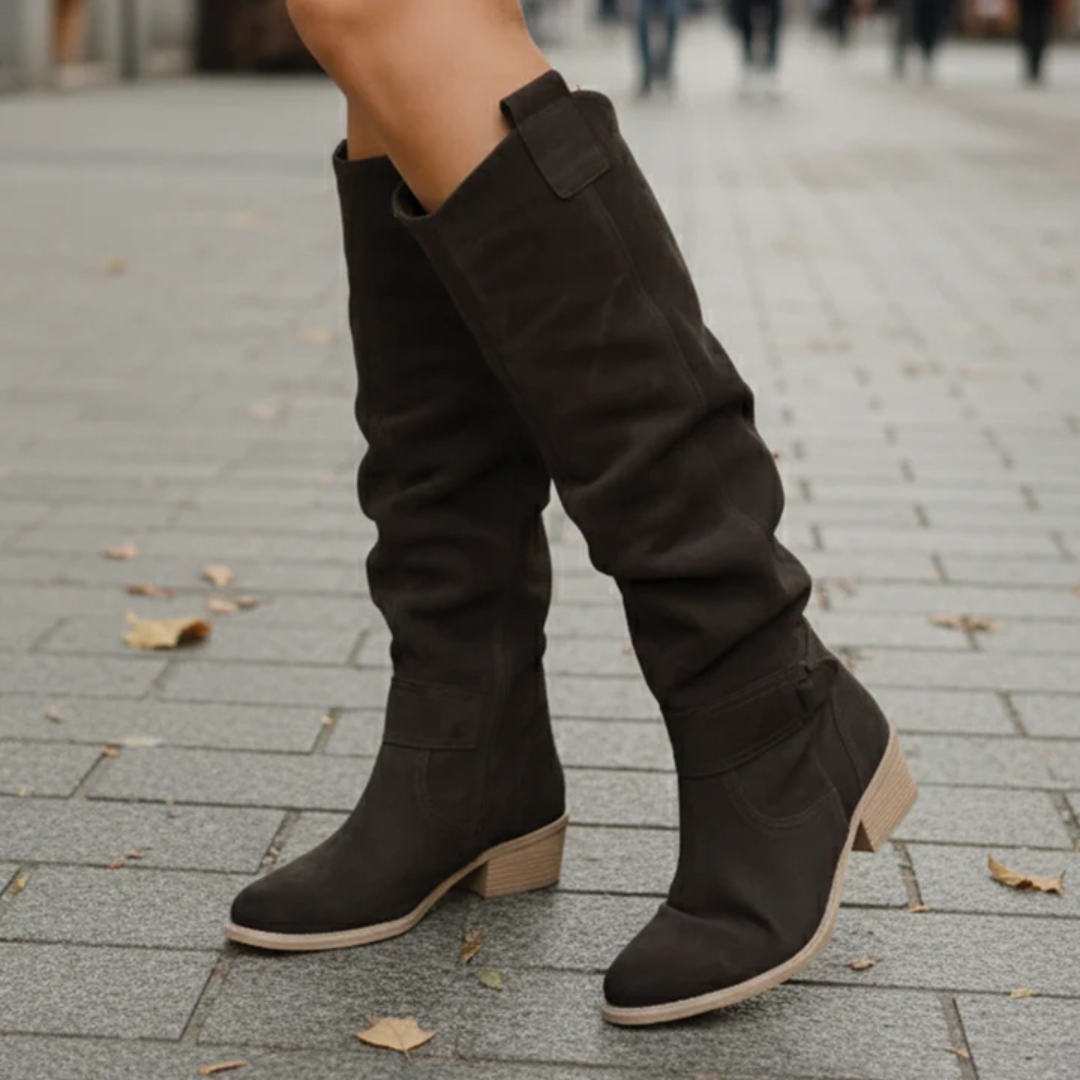 Knee boots for women | Objective execution