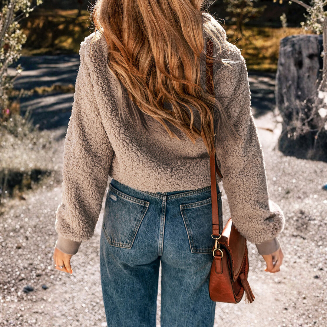 Women's Teddy Jacket with Zipper Pockets | Fluffy Winter Jacket