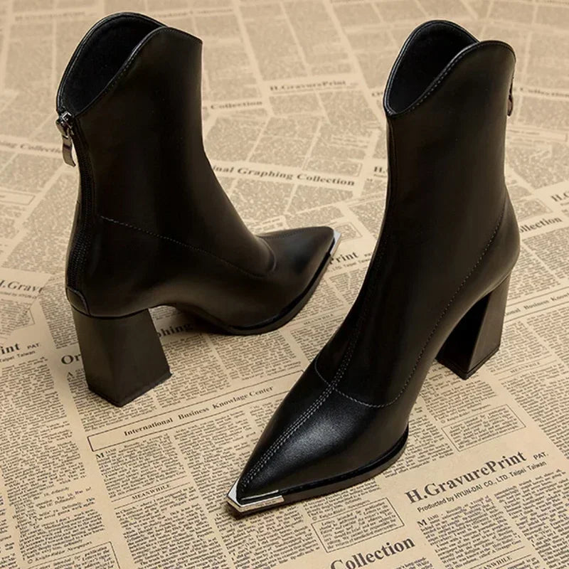 Pointed block heel boots for women | Structured shaft