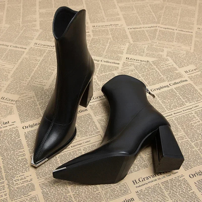 Pointed block heel boots for women | Structured shaft