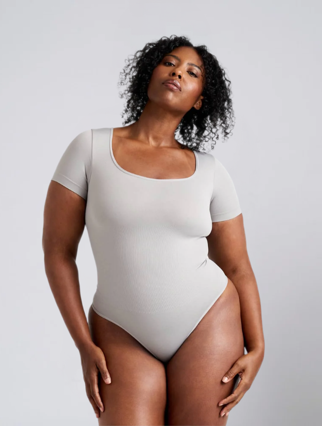 Seamless Square Neck Bodysuit for Women – Smooth Stretch Body for Everyday Wear