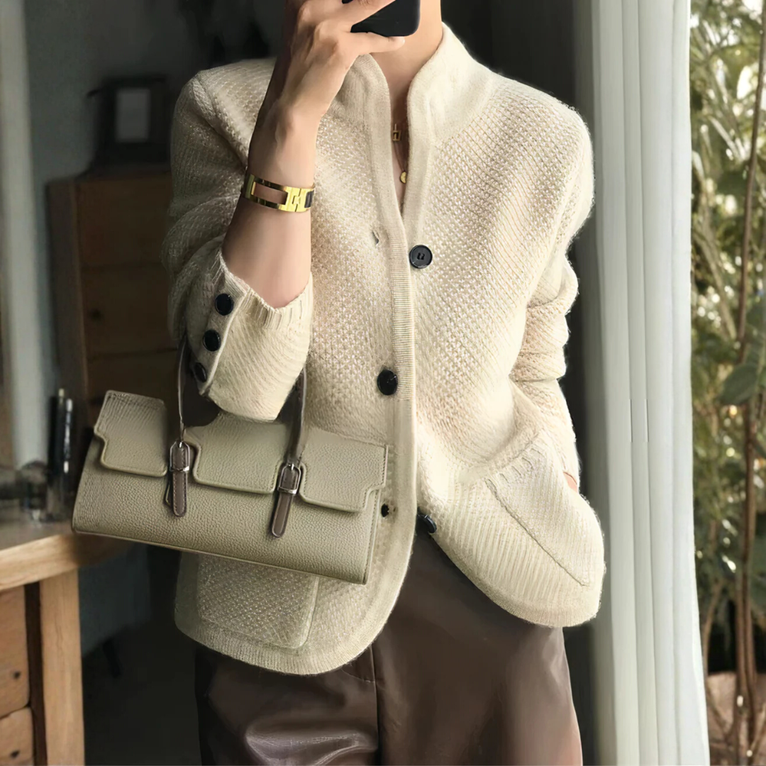 Strickjacke mit Knöpfen für Damen | Klassischer Verschluss vorne