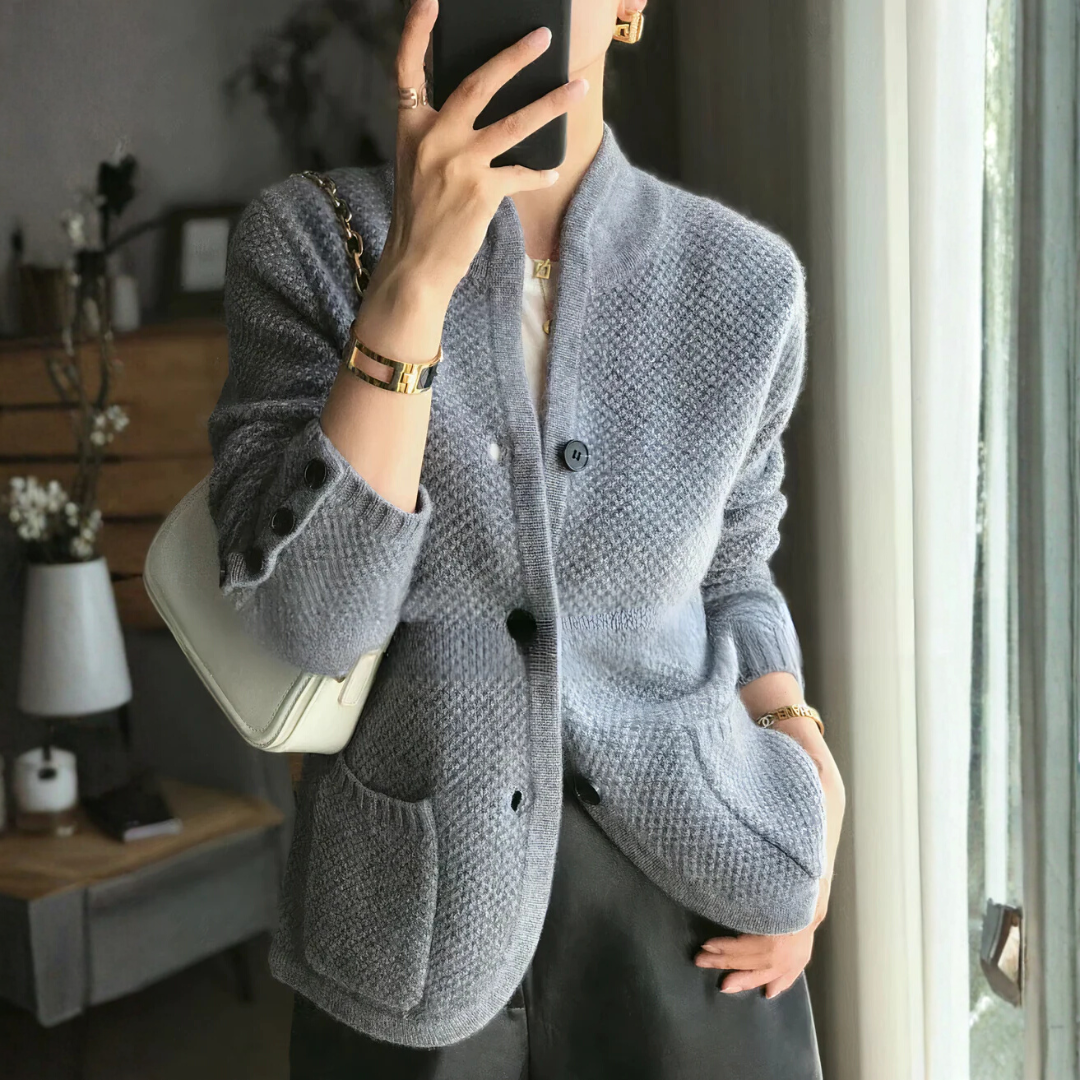 Strickjacke mit Knöpfen für Damen | Klassischer Verschluss vorne