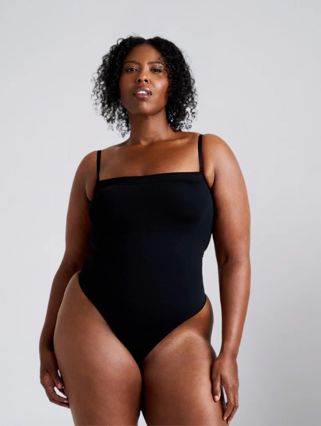 Seamless Strapless Bodysuit for Women – Smooth Body with Removable Straps