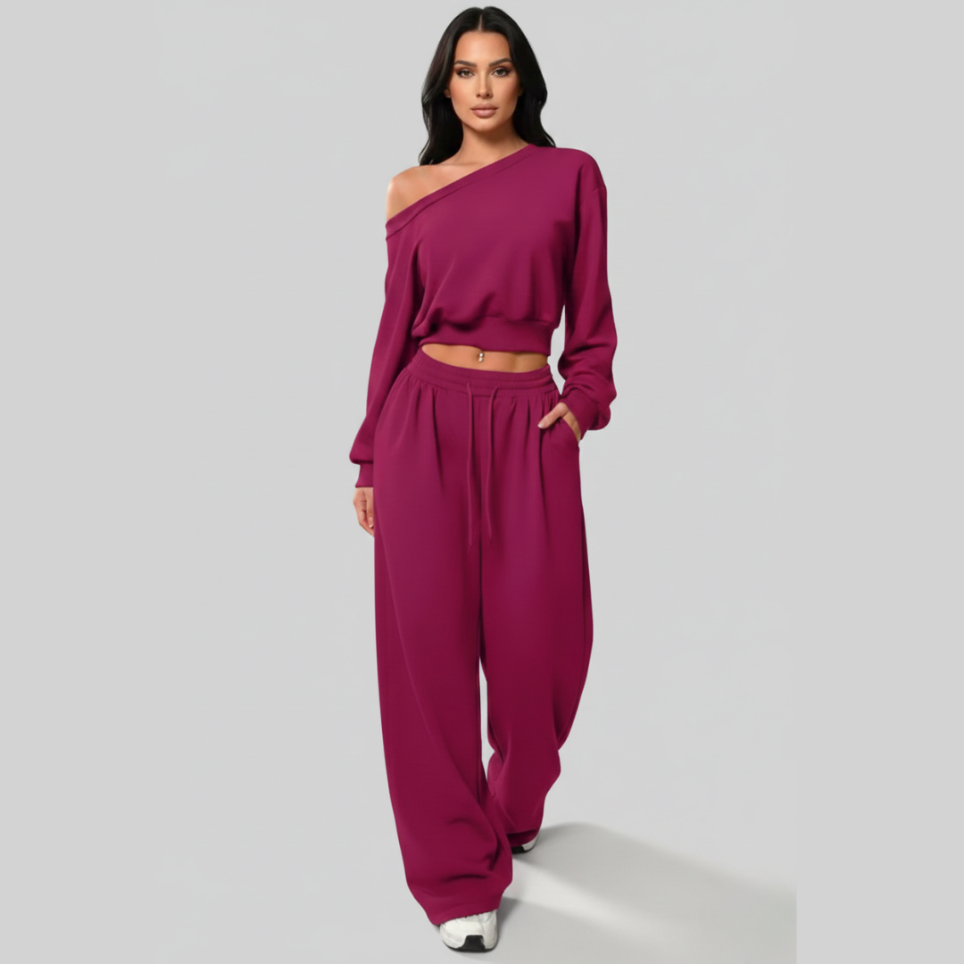 Two-piece tracksuit for women | Off the shoulder