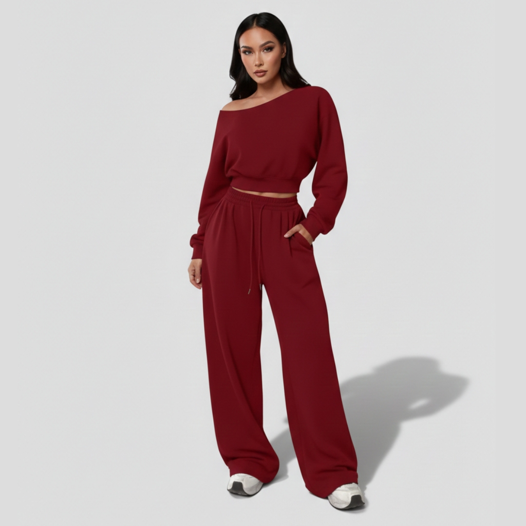 Two-piece tracksuit for women | Off the shoulder